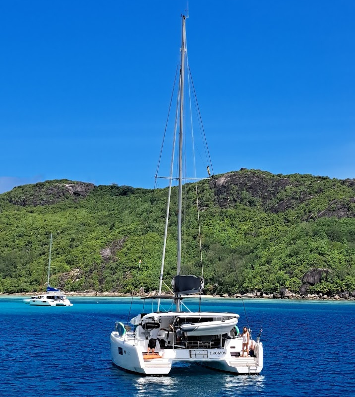 Lagoon 42 Ziromon en location aux Seychelles 3