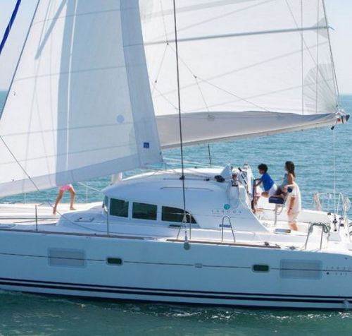 catamaran rent seychelles