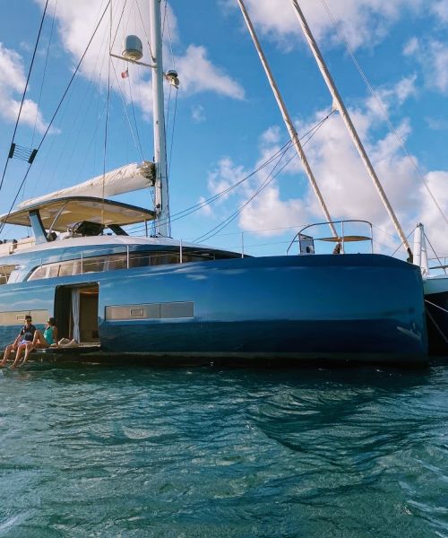 catamaran yacht huren