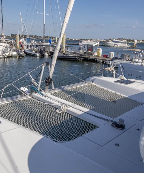 catamaran rent seychelles