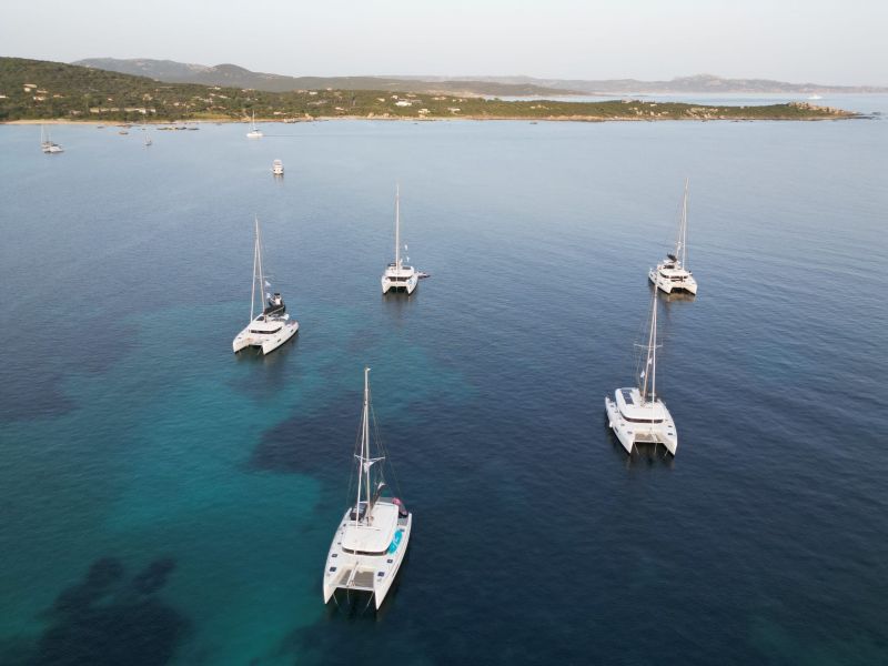 catamaran lagoon 42 price