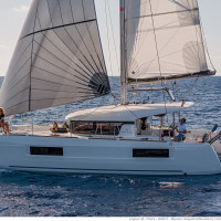 Catamaran Lagoon 40