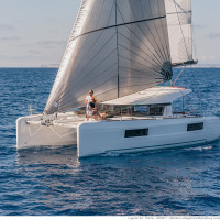 Lagoon catamaran à louer en Bretagne et aux Seychelles