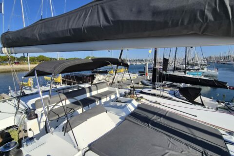 Lagoon 450 F - photo 21