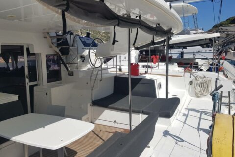 BLUE DIAMOND - Lagoon 450 S