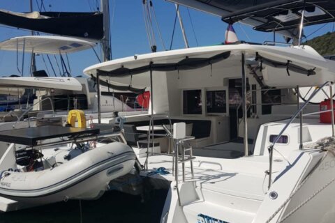 BLUE DIAMOND - Lagoon 450 S