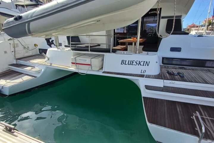 Lagoon 42 2018 · Blueskin