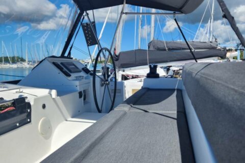 BUMBU - Lagoon 450