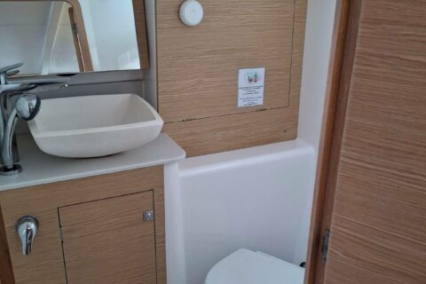 DZAMA - Dufour 360
