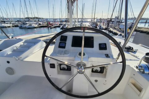 Lagoon 450 F - photo 19