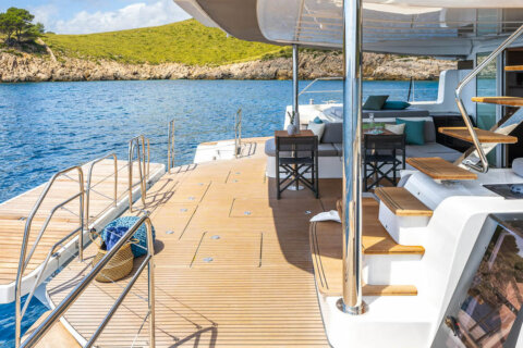 Lagoon 60 - photo 19