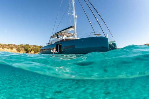 Lagoon Eighty 2 - Lagoon Eighty 2