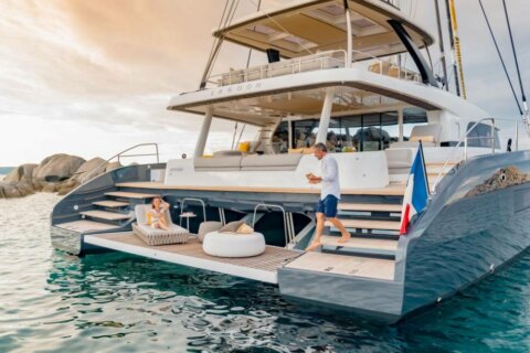 Lagoon Seventy 7 - Lagoon Seventy 7