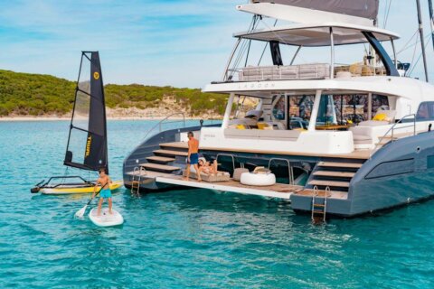 Lagoon Seventy 7 - Lagoon Seventy 7