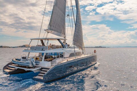 Lagoon Seventy 7 - Lagoon Seventy 7
