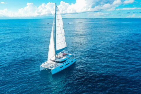 NOWO - Lagoon 51