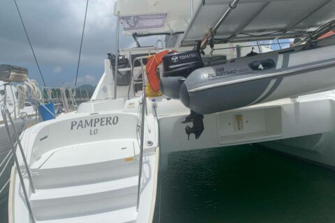 PAMPERO - Lagoon 380