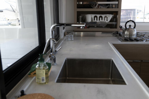 Lagoon 46 - photo 11
