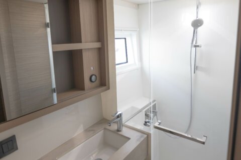 Lagoon 46 - photo 25